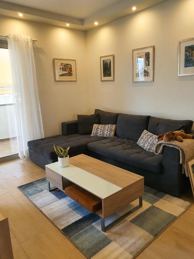 Tony'S Suite With Parking アテネ エクステリア 写真