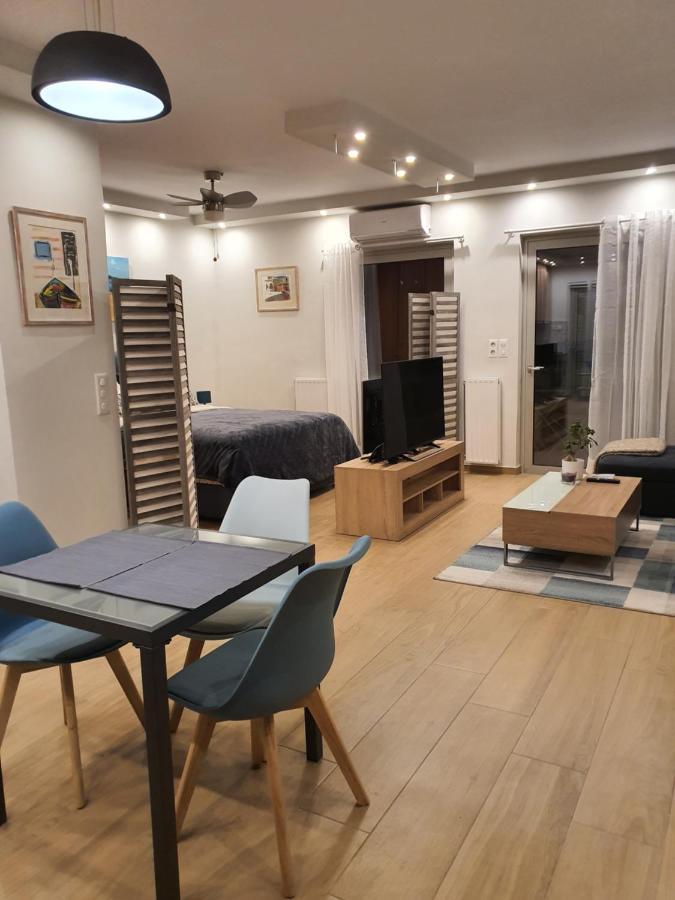 Tony'S Suite With Parking アテネ エクステリア 写真